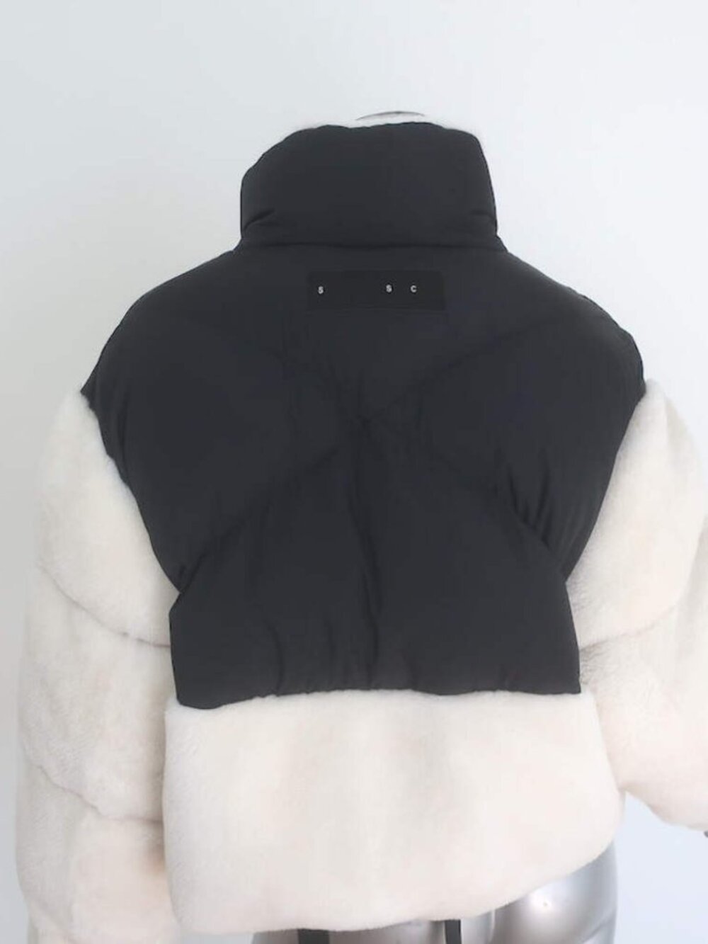 Shoreditch Ski Club Maya Shearling Puffer Jacket Cream/Black Size Small - Picture 6 of 10